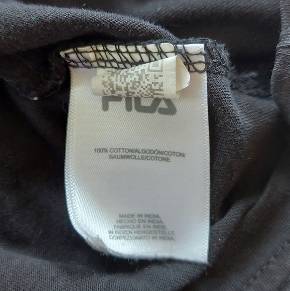 Fila Oversize Short Cropped Black Short Sleeve Tee Shirt, Large - Picture 7 of 9